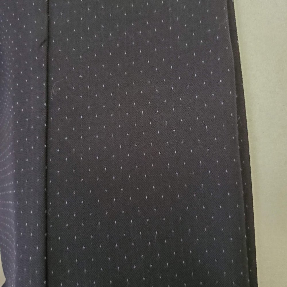 Express Columnist Barely Boot